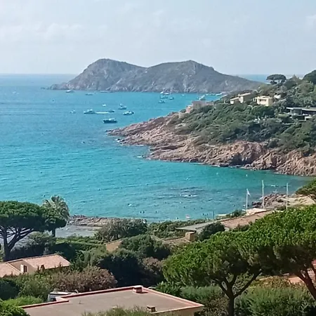 T2 A Valmer Piscine Et Tennis アパート *