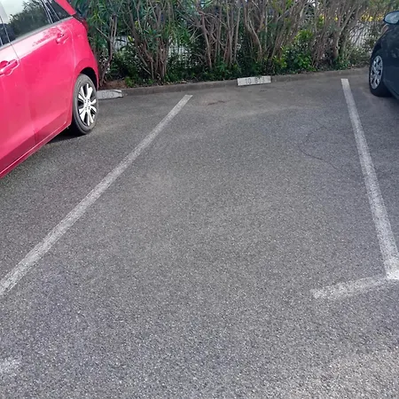 T2 A Valmer Piscine Et Tennis アパート *